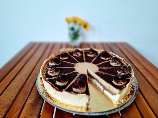 Cappuccino Torte mit Schokolade